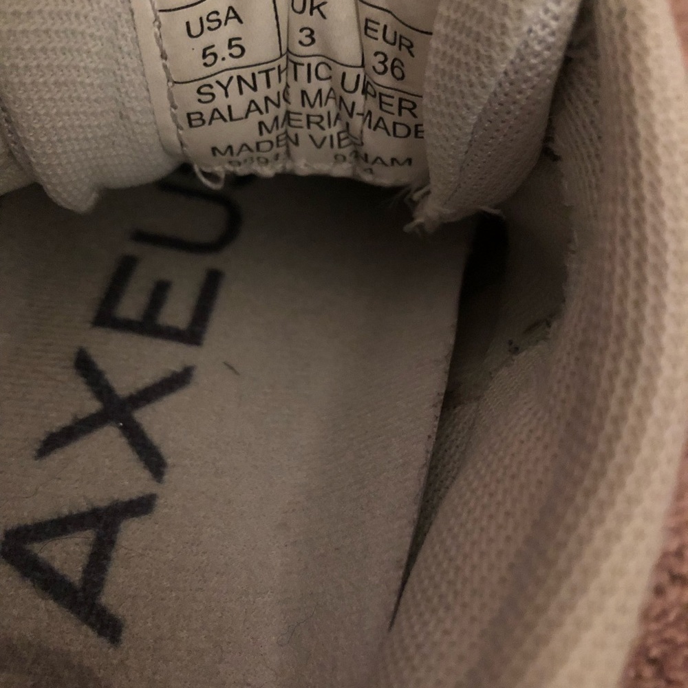 axeus cheer shoes